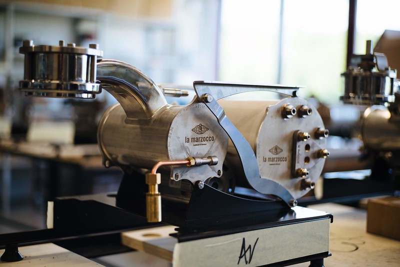Nồi hơi kép Douple Boiler, và Grouphead Saturated trên La-marzocco GS3