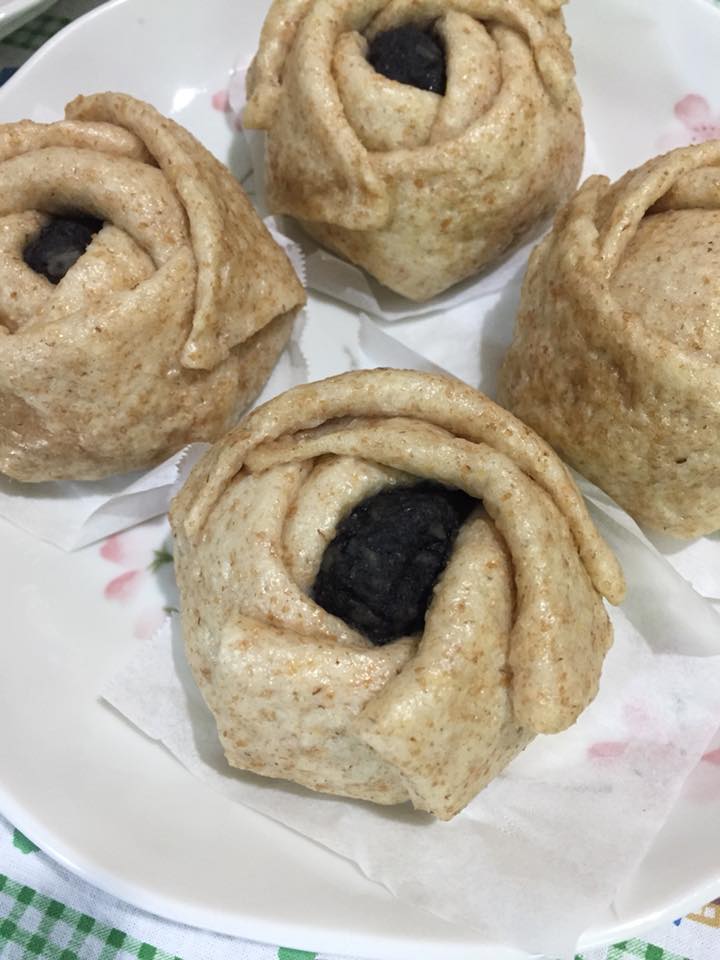 cách làm bánh bao mè đen 5 cách làm bánh bao Cách làm bánh bao mè đen càng ăn dáng càng đẹp cach lam banh bao me den 5