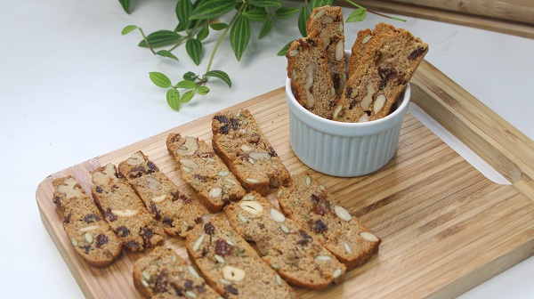 Bánh biscotti nguyên cám
