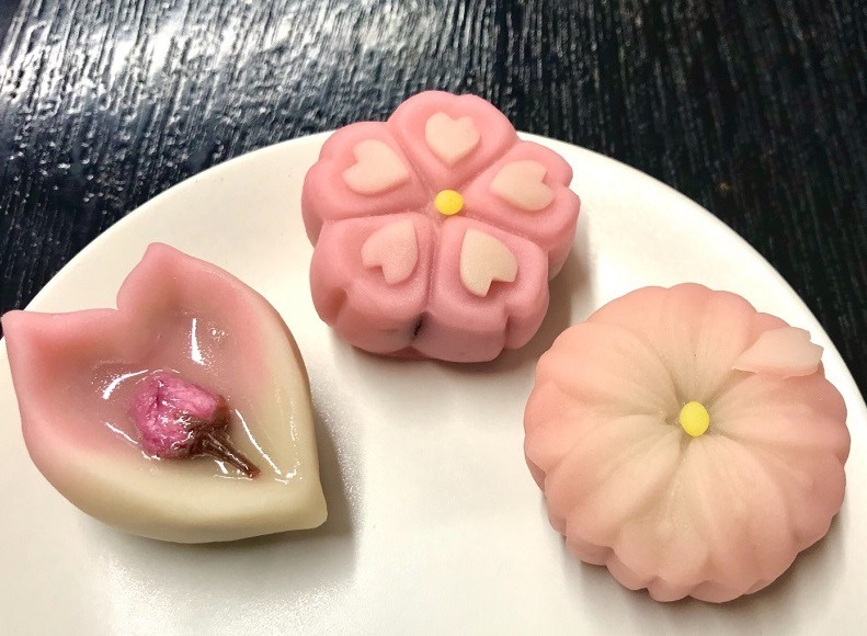 wagashi-sakura-0 wagashi Wagashi &#8211; Món bánh ngọt truyền thống Nhật Bản đẹp tựa bức tranh wagashi sakura 0